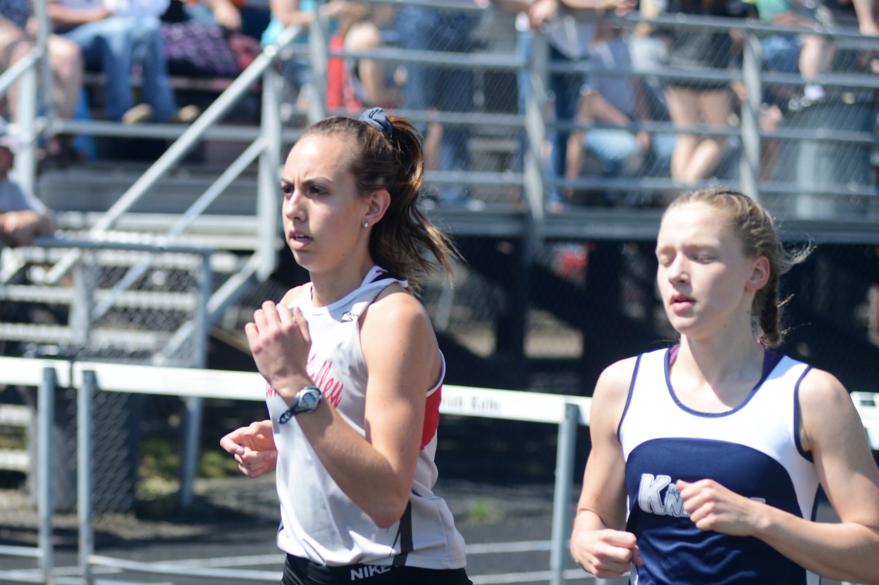 Gianopulos tops two-mile